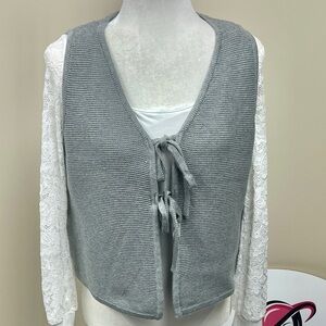 Gray Knit Women's Sweater Vest